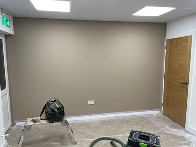 Plasterboarding dry lining and skimming